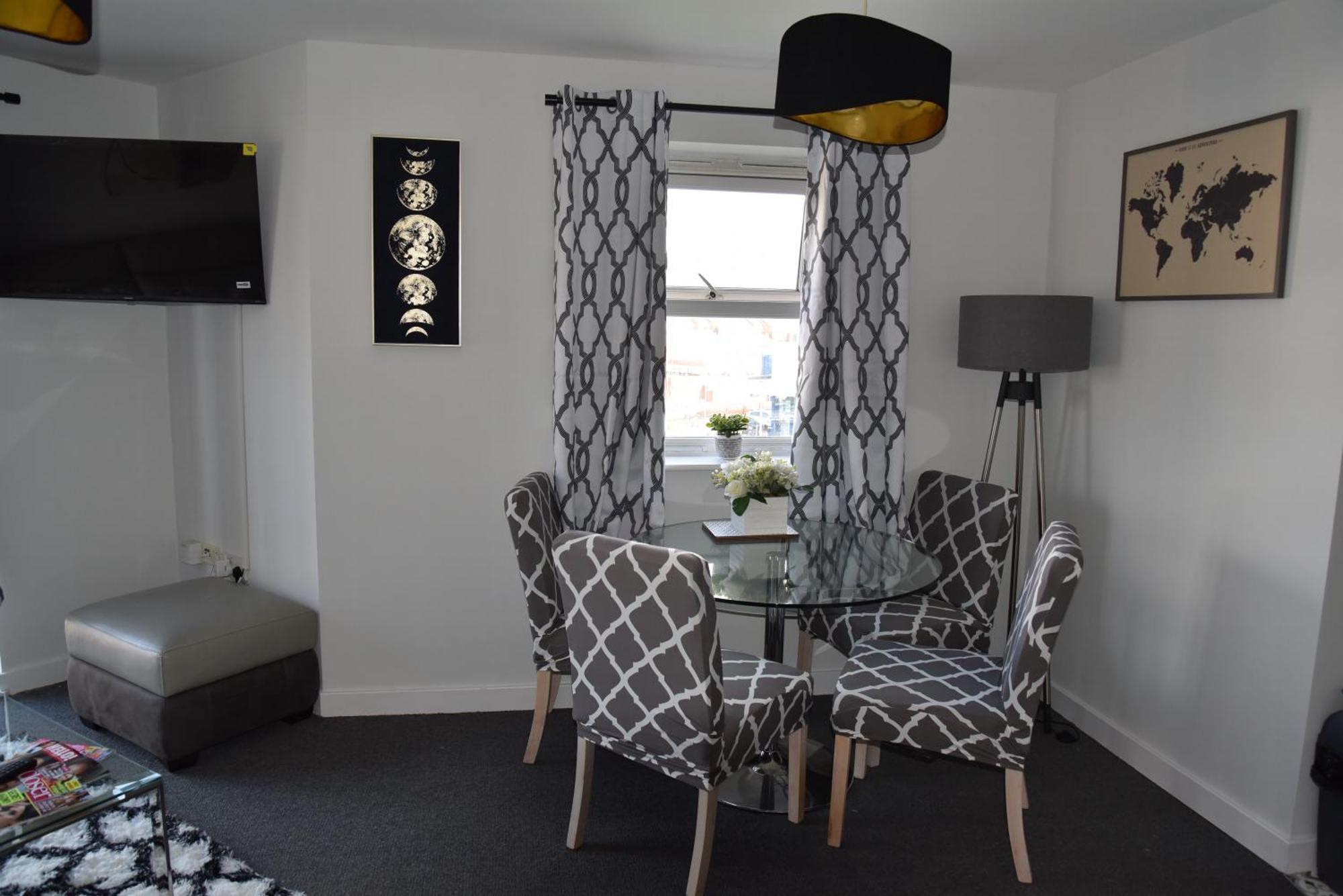 Spacious 1 Bedroom Apartment In Wigan Shevington Exterior photo